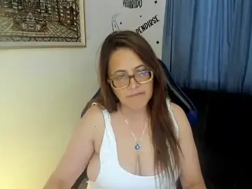 Stripchat Best Webcam of Ivette_Shaira