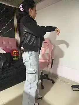 Stripchat Live Porn of Ady_18