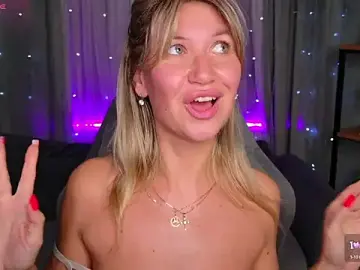 Stripchat Free Porn Cam of MilaBott