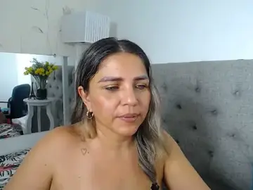 Stripchat Nude Webcam of cum_bigass