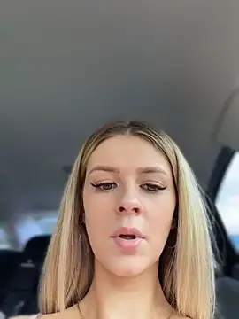 Stripchat Live Sex Cam of Love_Bri