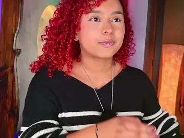 Stripchat Live Sex of lara_curly