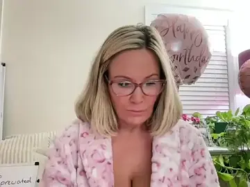 Stripchat Nude Webcam of Milf_Goddess