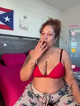 Stripchat Watch Live Sex Cams of ladycreamypr2
