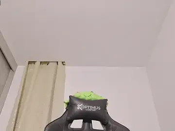 Stripchat Live Sex Cam of miss_valery2