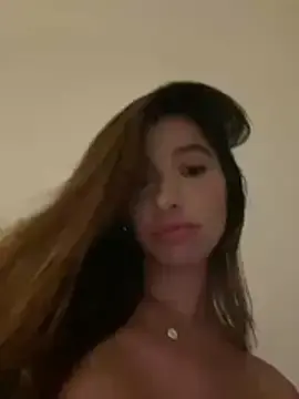 Stripchat Adult Webcam of GiannaWatson