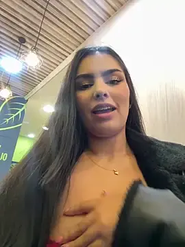 Stripchat Free Porn Cam of Maddy_Rouse_