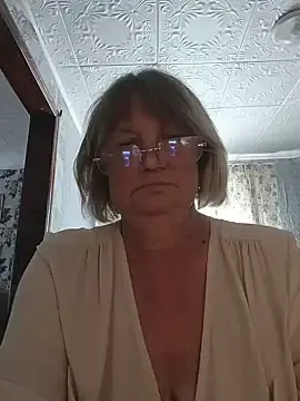 Stripchat Watch Live Sex Cams of MilashkaCutie50