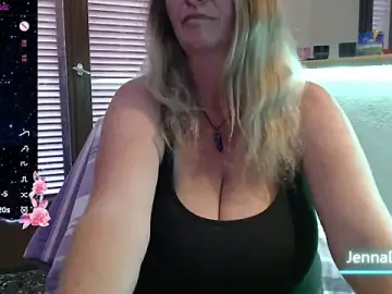 Stripchat Sex Cam of JennaDeluxe