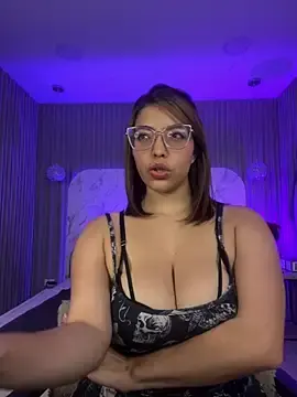 Stripchat Nude Webcam of AbrilBloom