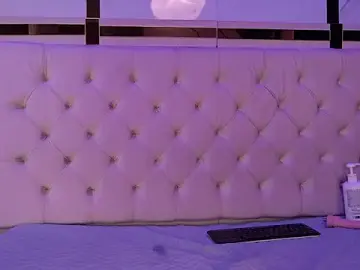 Stripchat Private Sex Chat of Cameron_Hearts