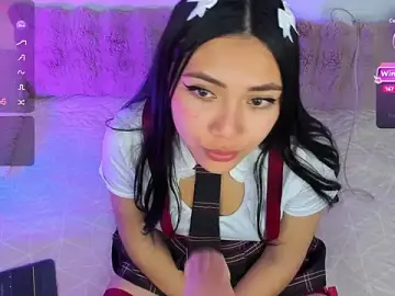 Stripchat Adult Video Chat of pauline_golden1