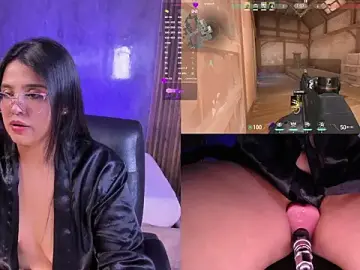 Stripchat Live Sex of LuciaReid