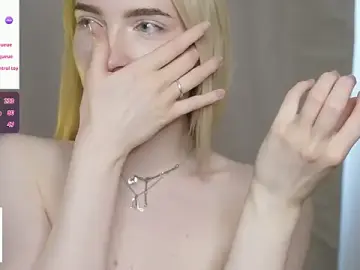 Stripchat Free Live Porn of MaeEversley
