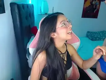 Stripchat Adult Video Chat of jessi_and_boy