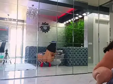 Stripchat Nude Webcam of Theowonder