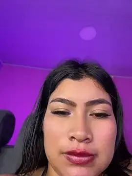 Stripchat Best Webcam of LunaaRosse
