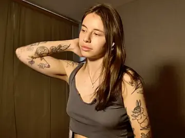 Stripchat Adult Video Chat of MadeInParadise