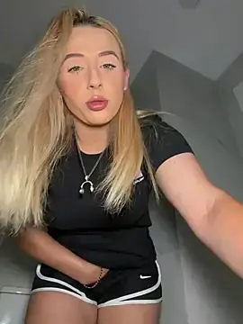 Stripchat Best live sex cam show of Strongqueen