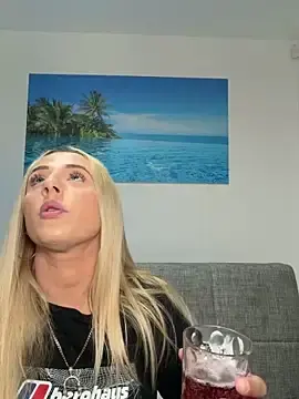 Stripchat Sex Chat of Strongqueen