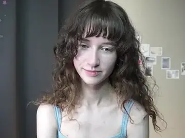 Stripchat Live Sex of DellaLeck