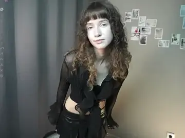 Stripchat Live Sex of DellaLeck