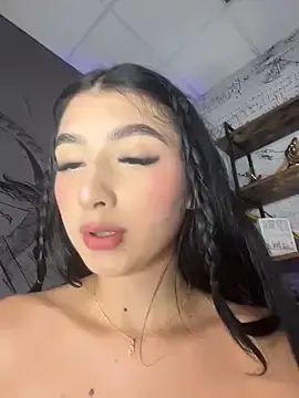Stripchat Adult Webcams of BadLilAngelXXX