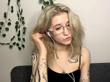 Stripchat Best Webcam of Litliu
