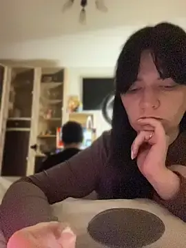 Stripchat Live Sex Cam of Poly_Nick