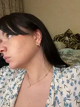 Stripchat Free Porn Cam of Poly_Nick