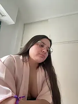 Stripchat Adult Webcam of chinaaa2333