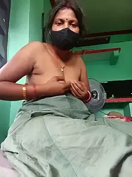 Stripchat Live Sex Cam of Hotbhabhi_089