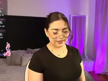 Stripchat Live Sex Cam of mariana_owen