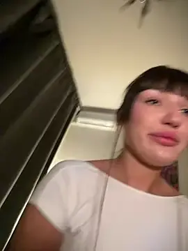 Stripchat Live Sex Cam of Sophie_Avory