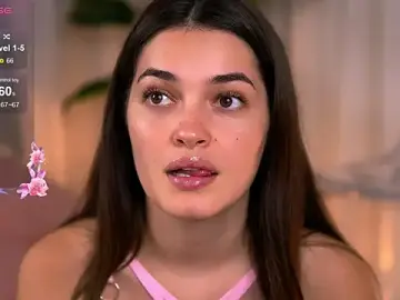 Stripchat Watch Live Sex Cams of SweetAuraa