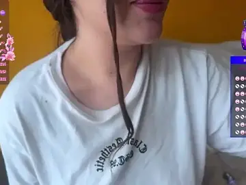 Stripchat Live Porn of Elinatiranda