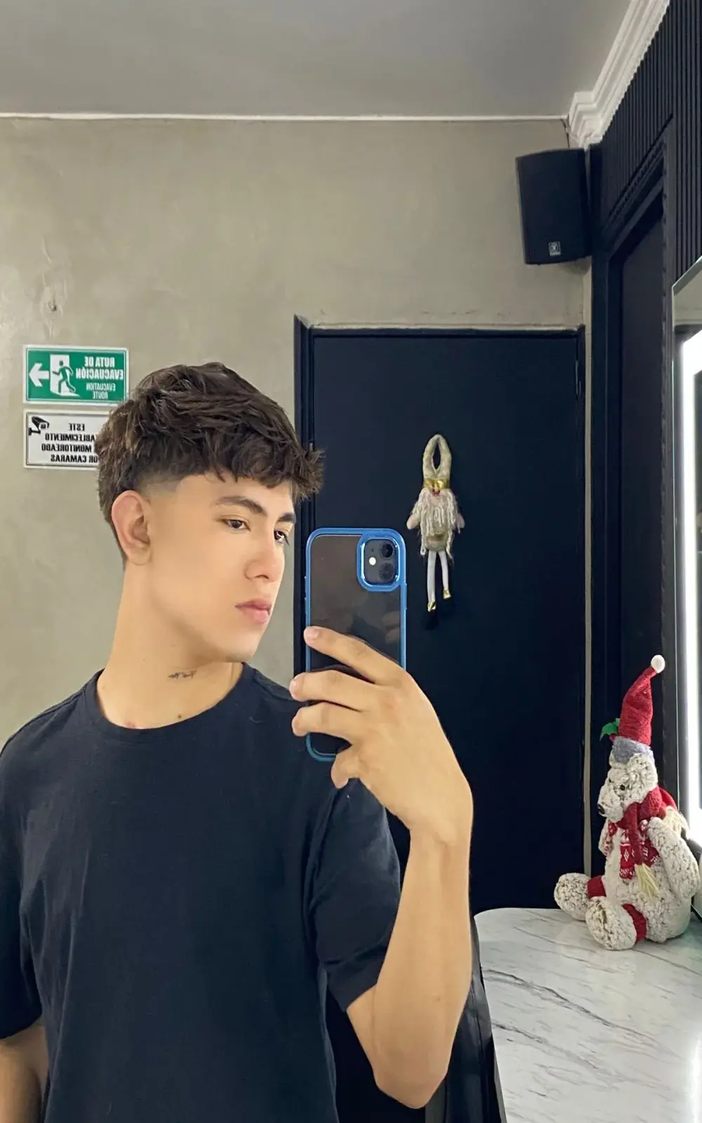 Thristan_Leones