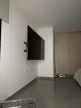 Stripchat Live Sex Cam of Curlyierr