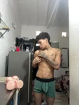 Stripchat Free Porn Cam of Sr-Juankofc