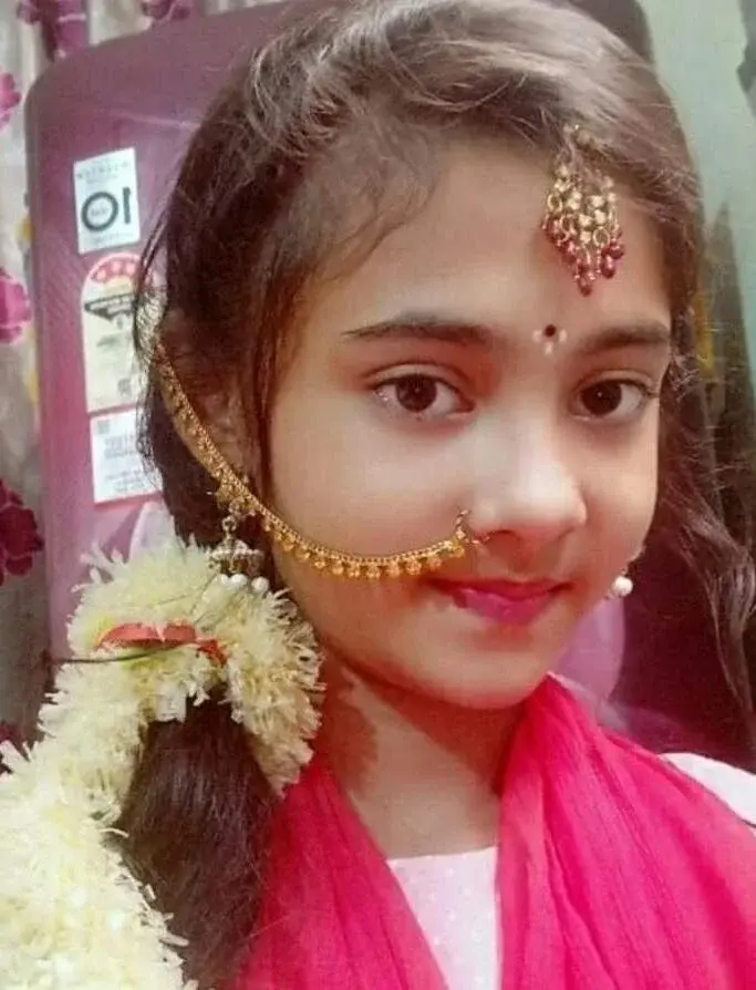 Student_girl76