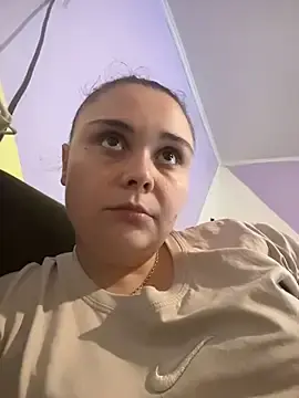 Stripchat Live Sex Cam of FemmeAffair