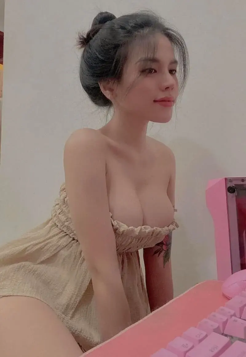 Lyna_wet