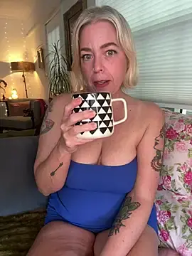 Stripchat Free Live Porn of MercyV