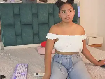 Stripchat Live Sex Cam of Anais_aradia
