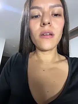 Stripchat Live Sex Cam of TaylorrHill