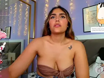 Stripchat Adult Webcam of Mhia_palmer