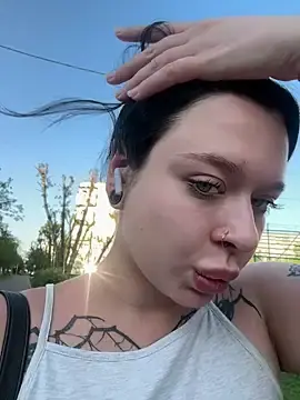 Stripchat Watch Live Sex Cams of AlishaOfThorns