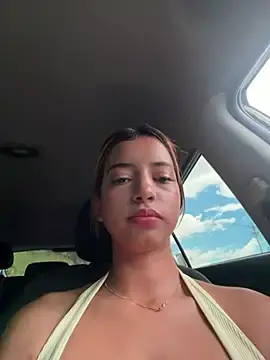 Stripchat Live Sex of belaa_1