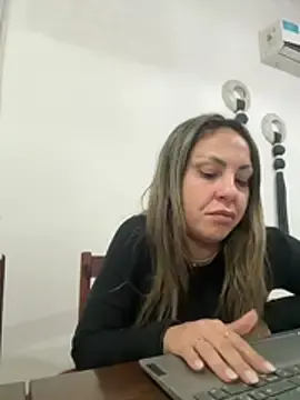 Stripchat Live Sex of leona-david
