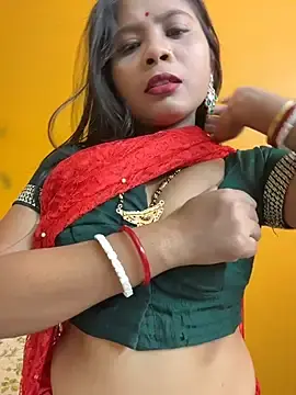 Stripchat Live Porn of RedQQueen